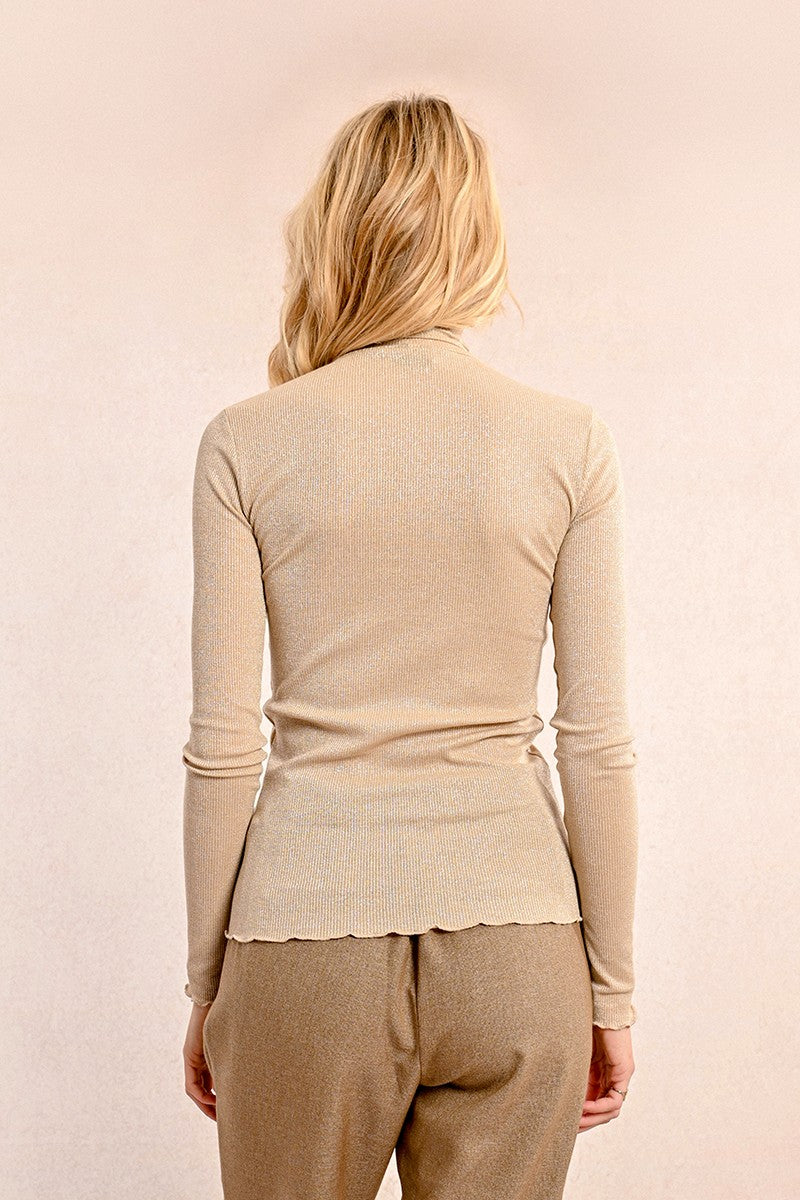 GOLDEN BEIGE