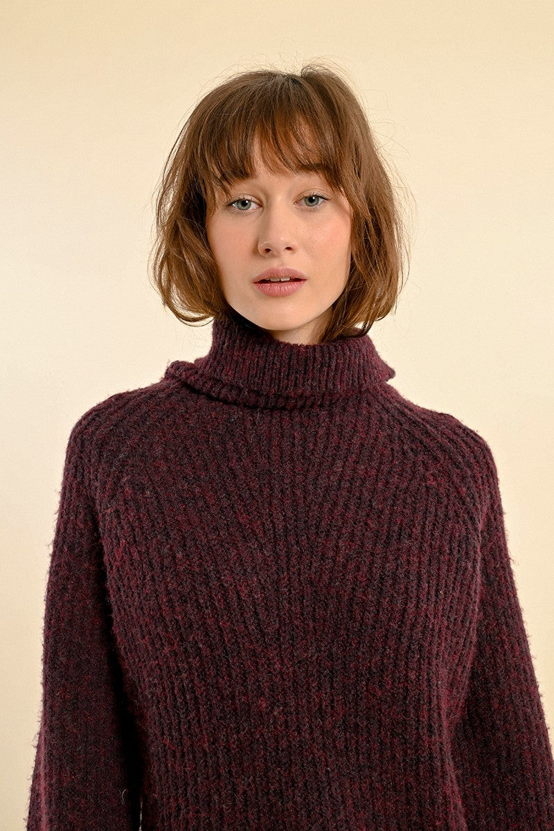 DARK RED