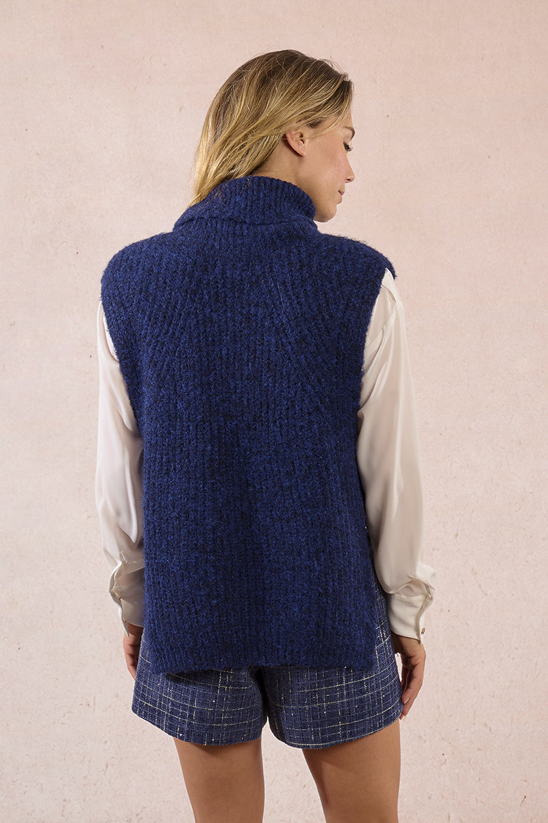 NAVY BLUE