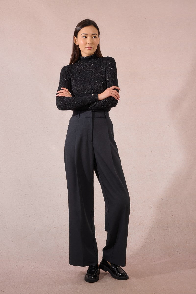 DARK GREY
