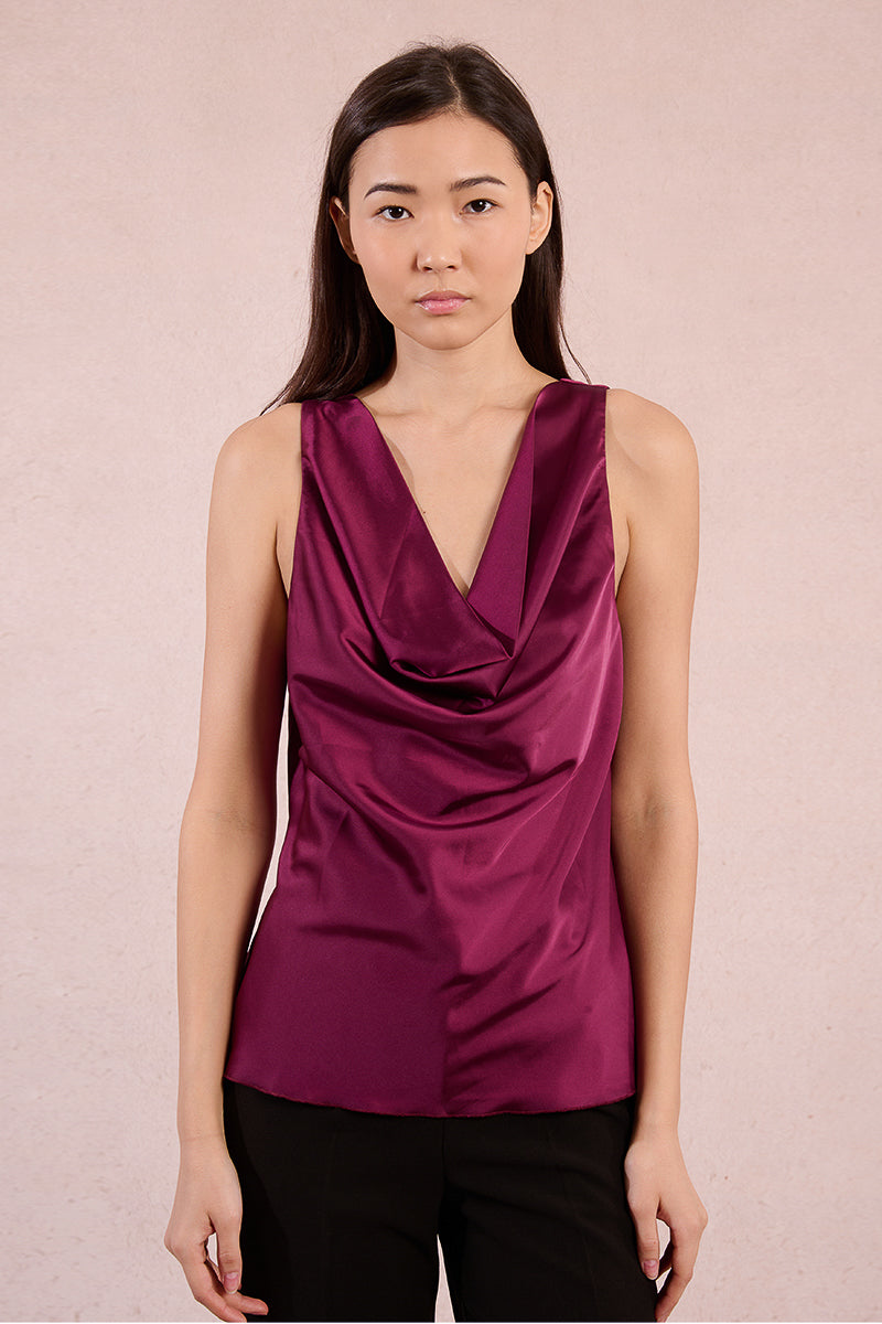 DARK PINK