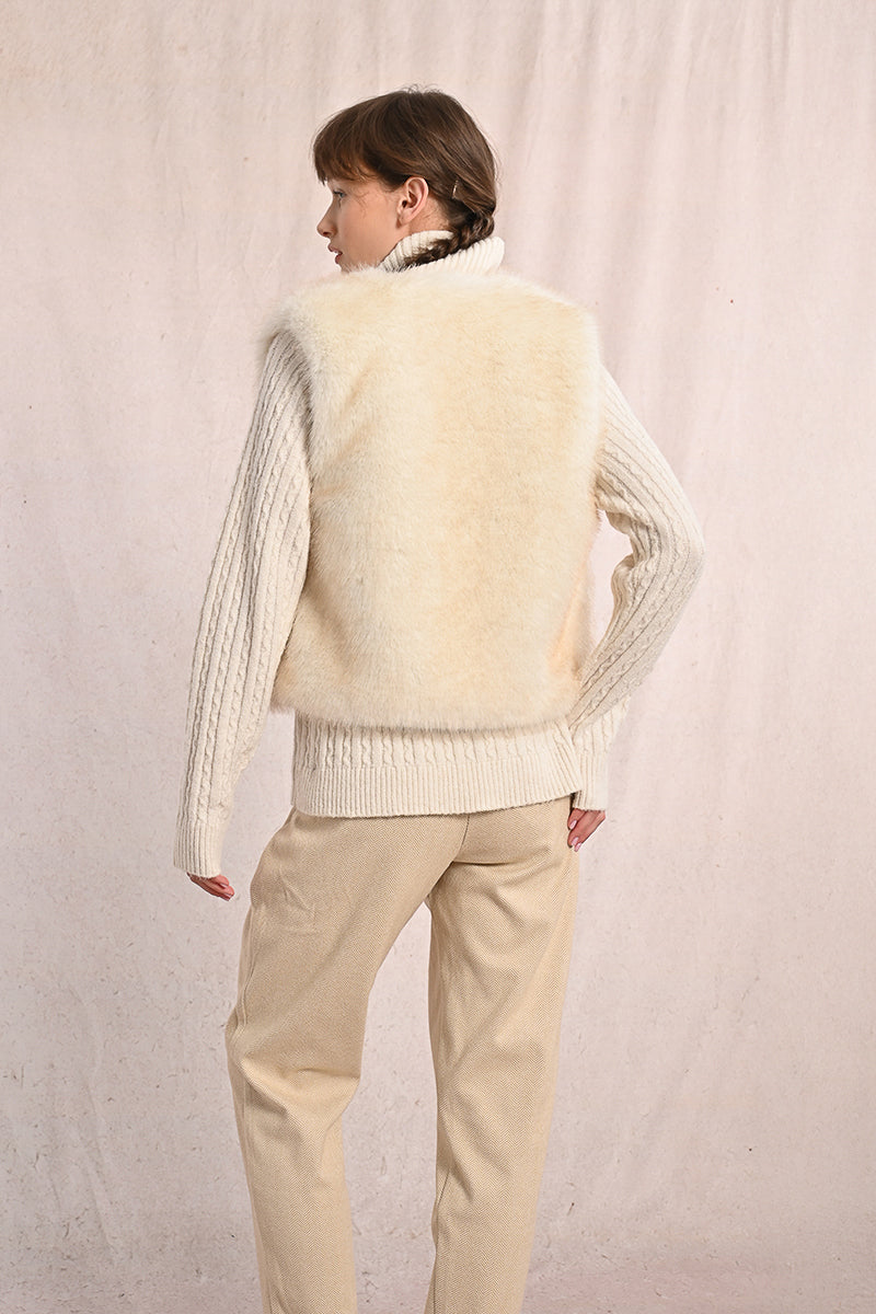 OFFWHITE