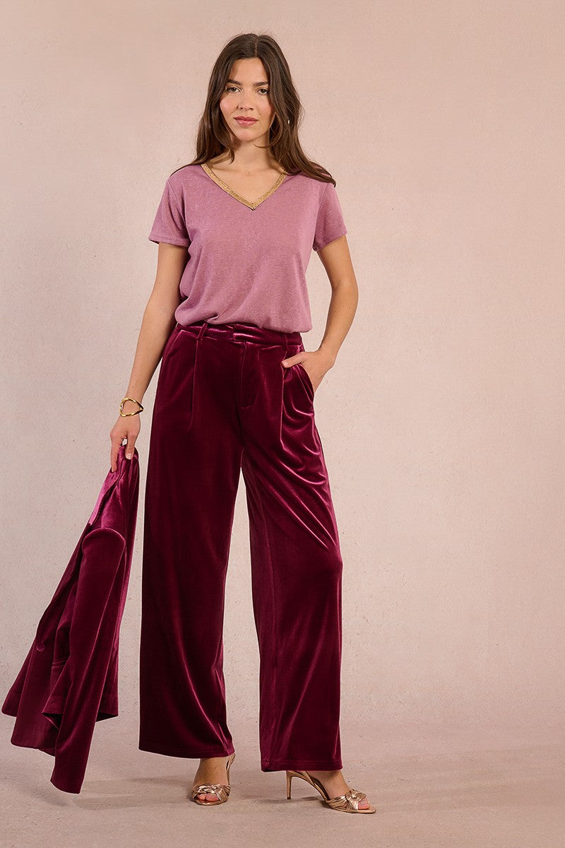 DARK RED