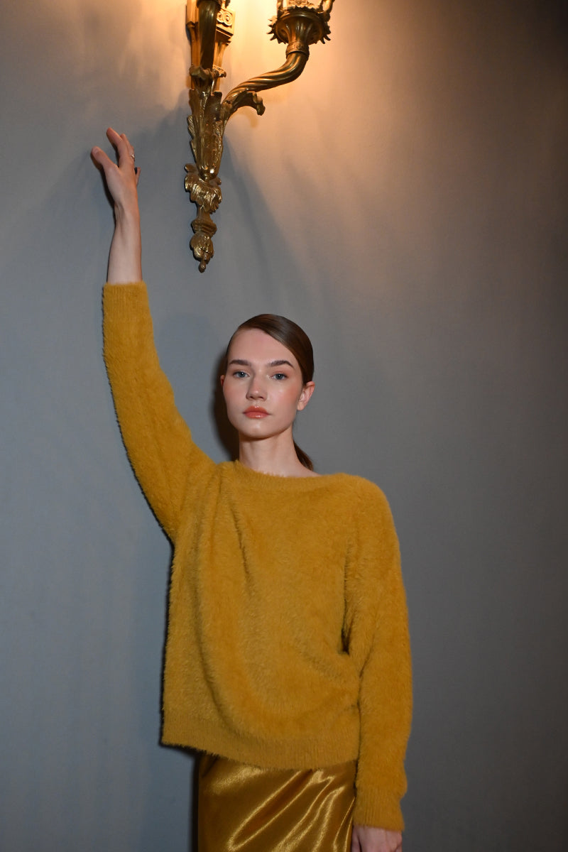 SAFFRON YELLOW