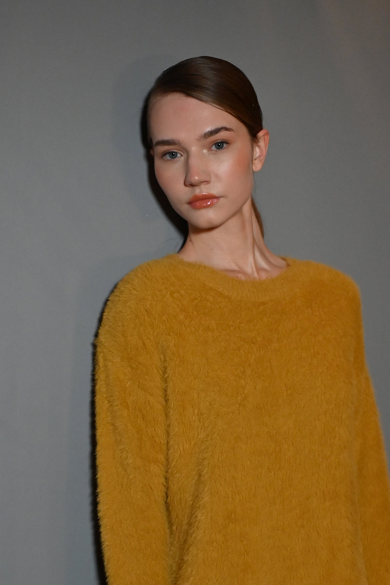 SAFFRON YELLOW