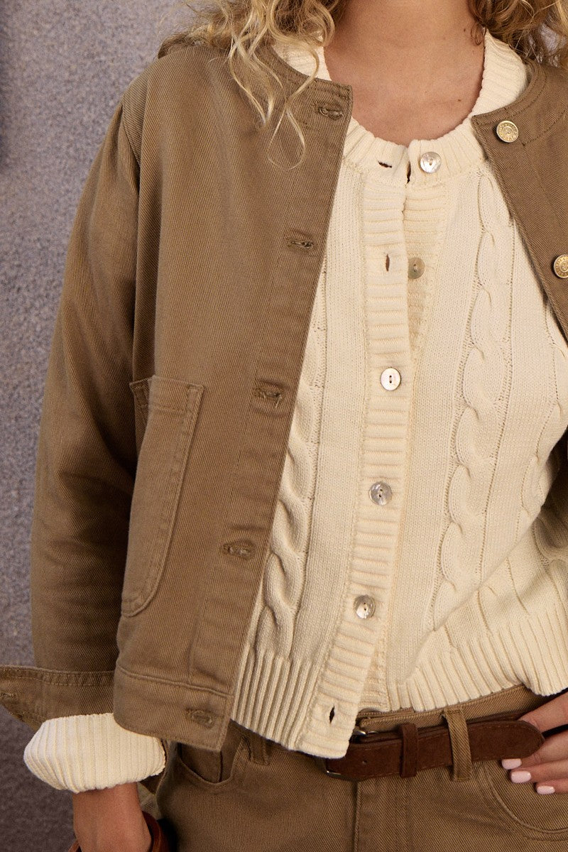 KHAKI