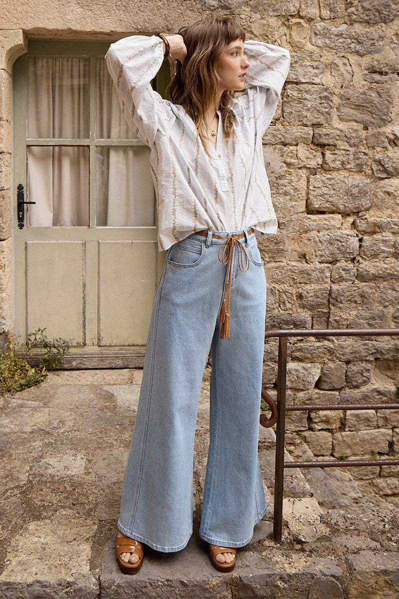 LIGHT DENIM