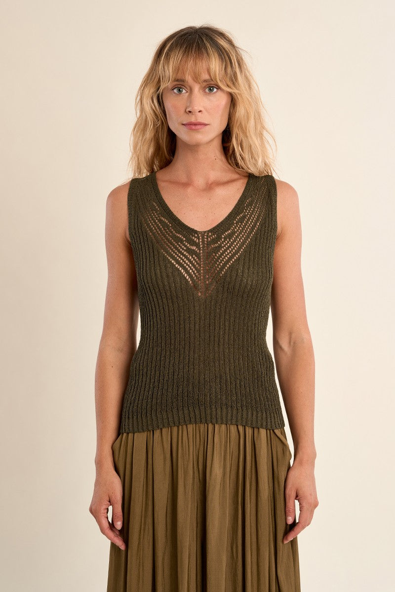 KHAKI