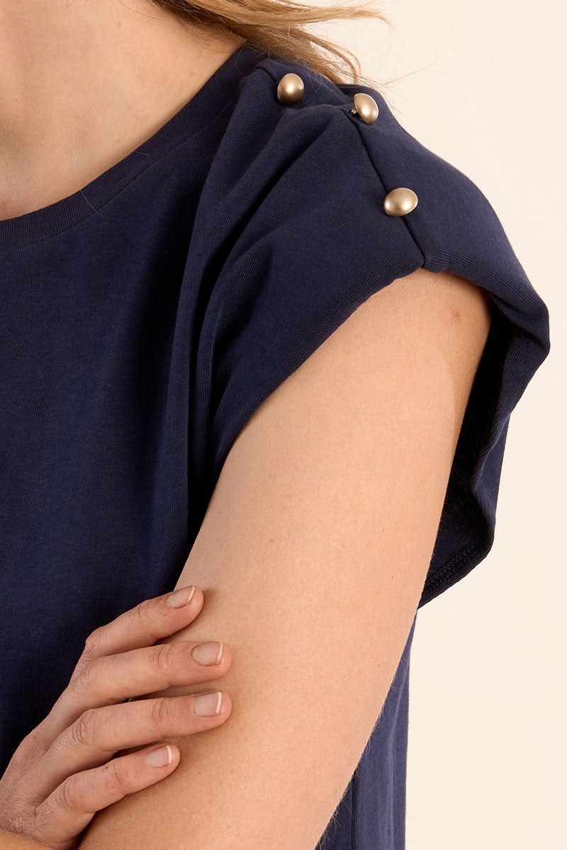 NAVY BLUE