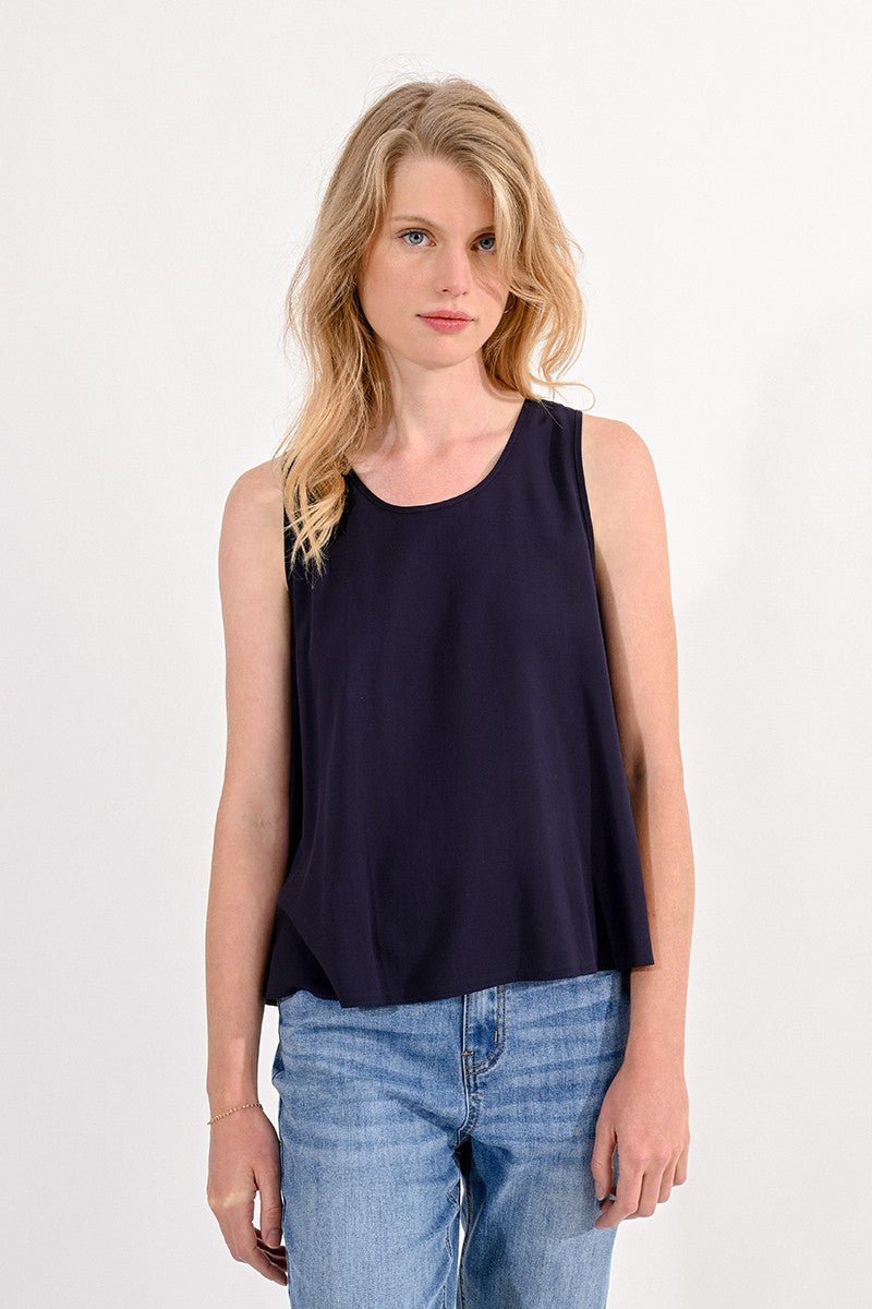 DARK NAVY