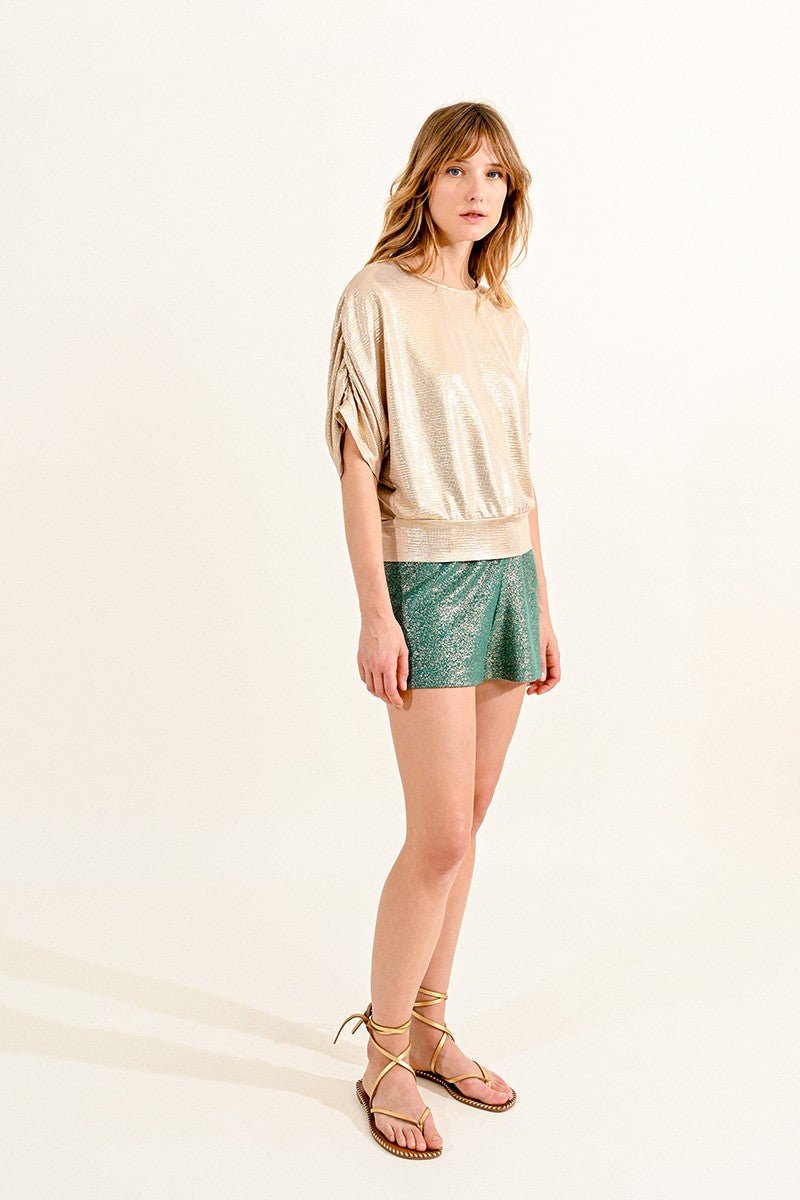 GOLDEN BEIGE