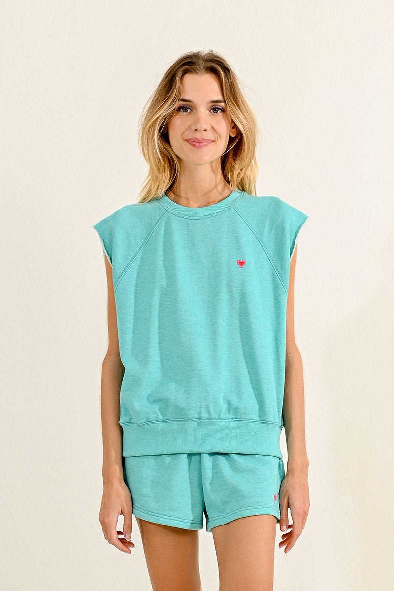 AQUA BLUE