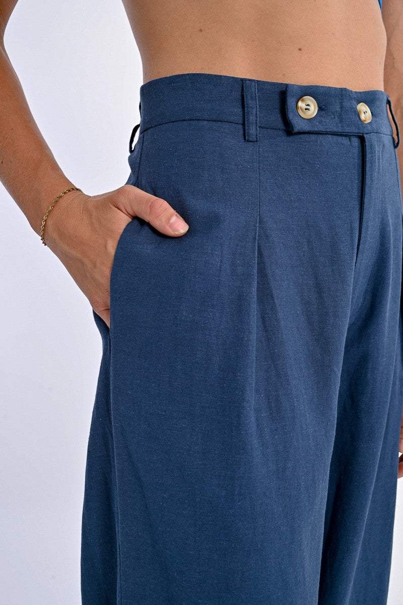 NAVY BLUE