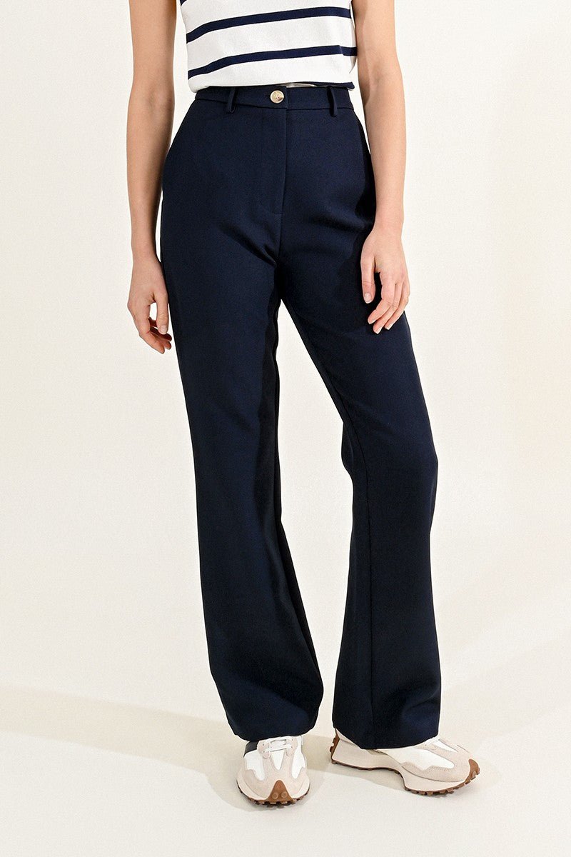 DARK NAVY