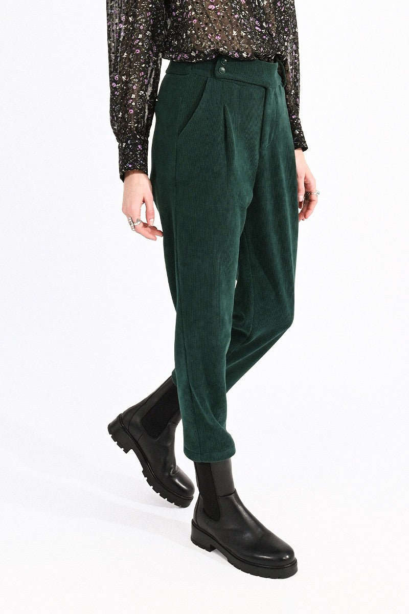 DARK GREEN