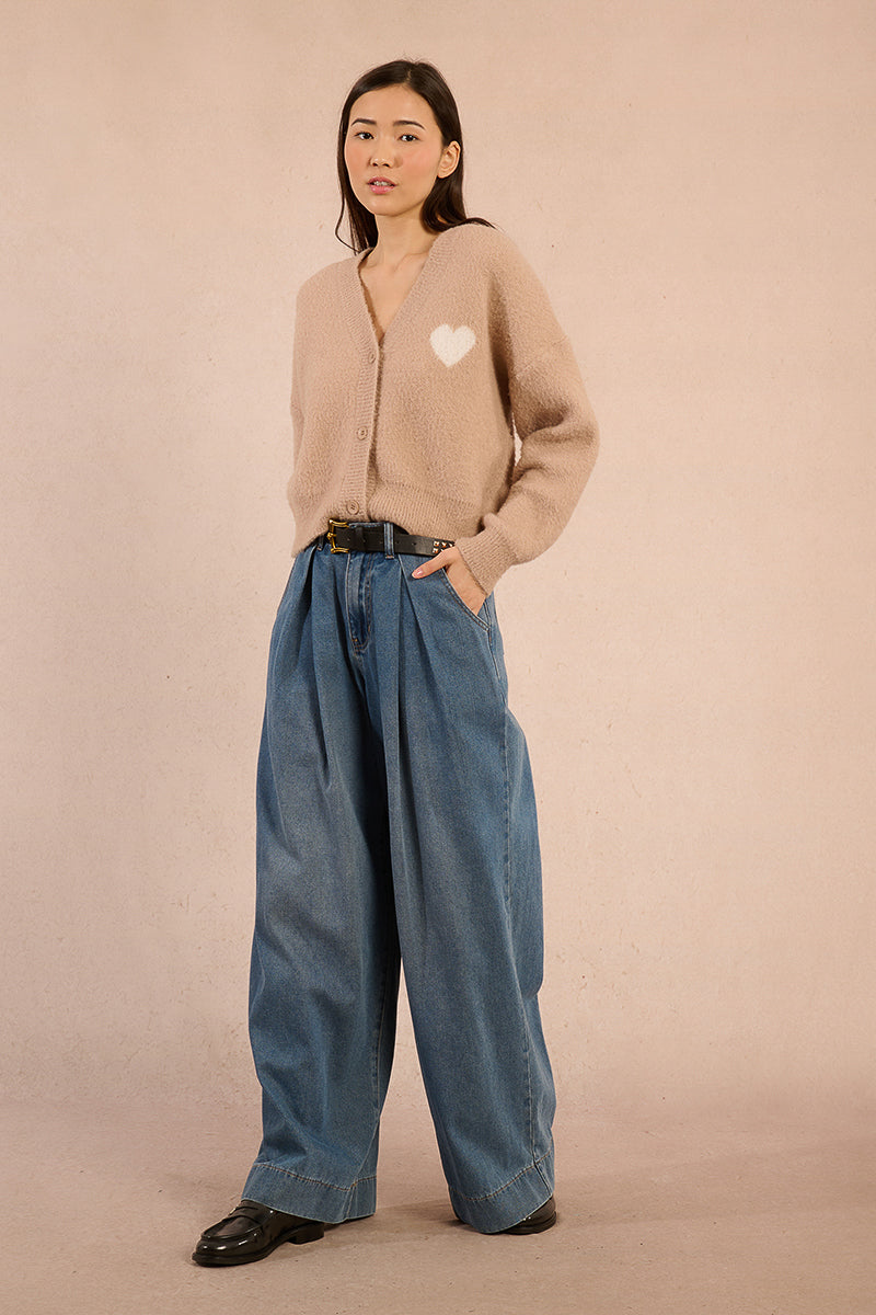 BEIGE