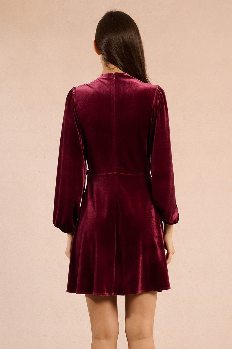 DARK RED