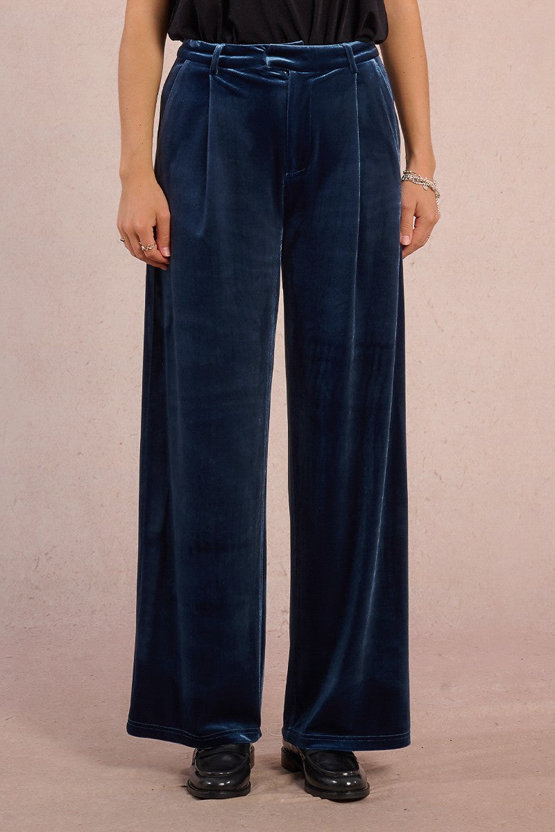 DENIM BLUE