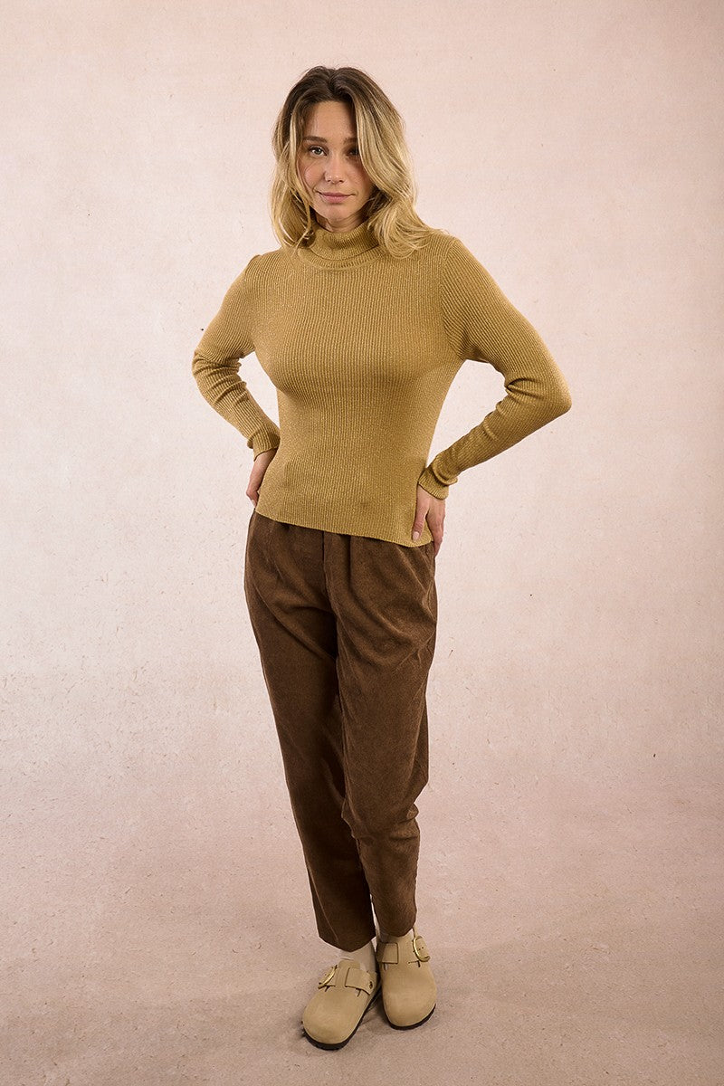 GOLDEN BEIGE