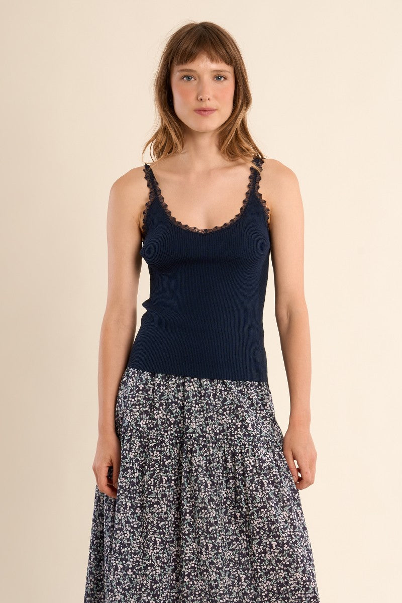 NAVY BLUE