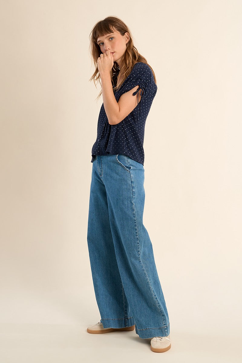 NAVY BLUE