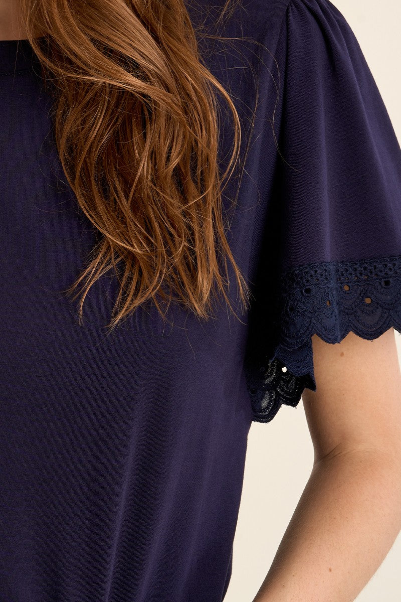 NAVY BLUE