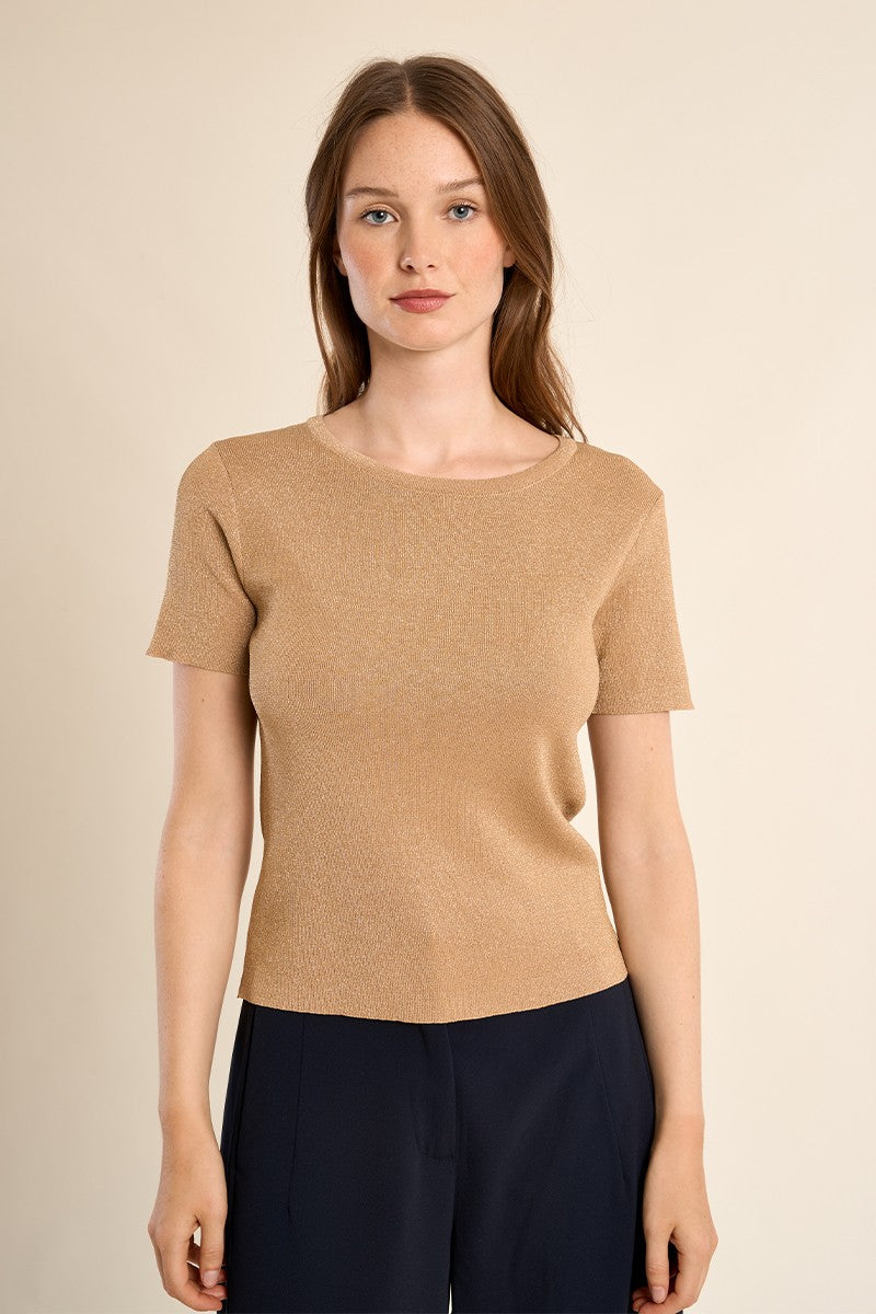 GOLDEN BEIGE