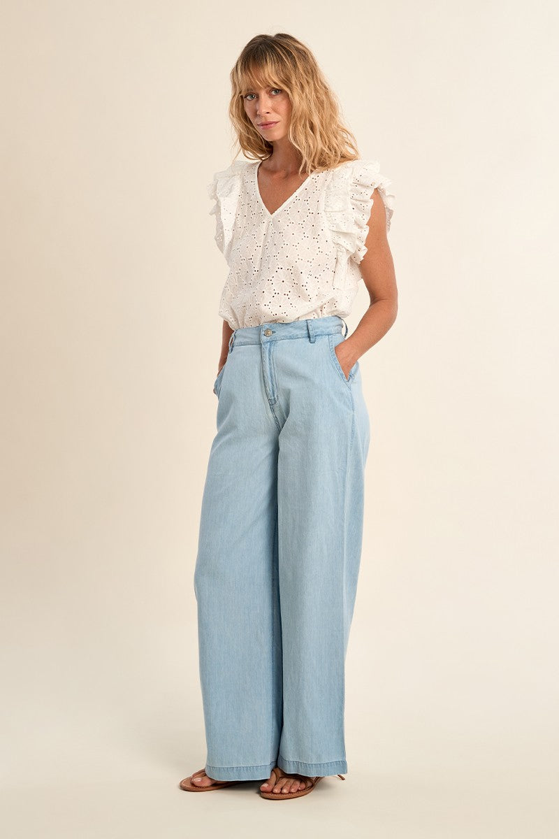LIGHT BLUE