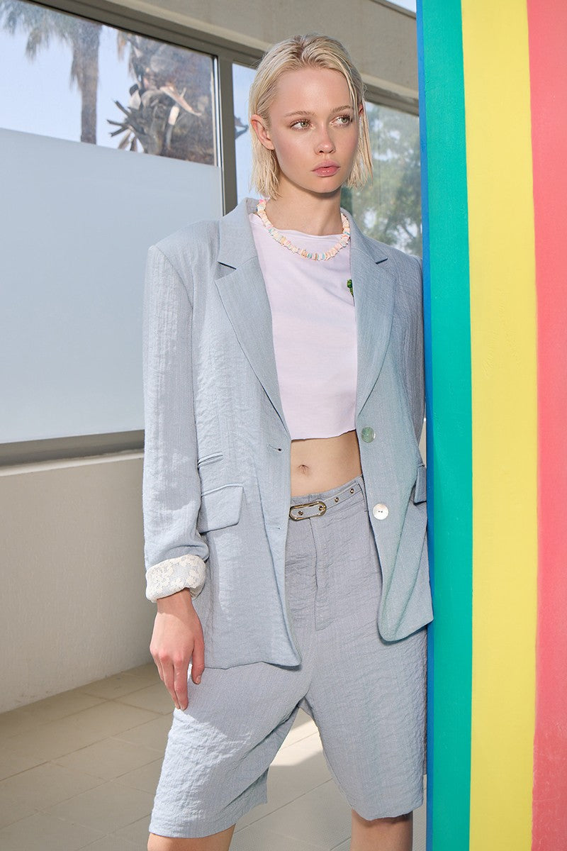 LIGHT BLUE