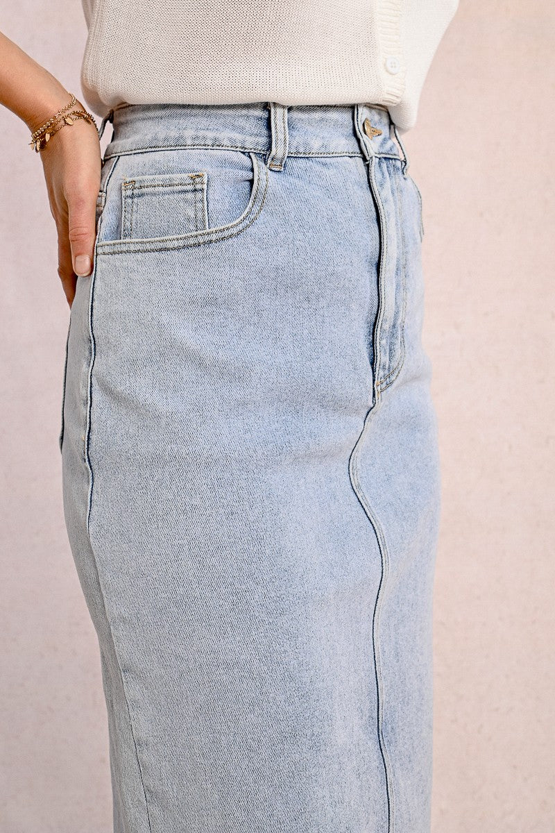 LIGHT BLUE DENIM