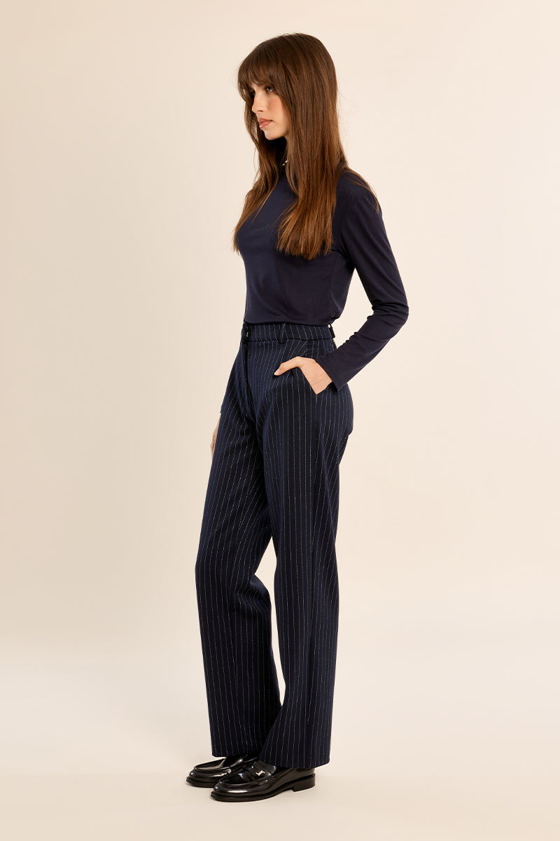 NAVY BLUE