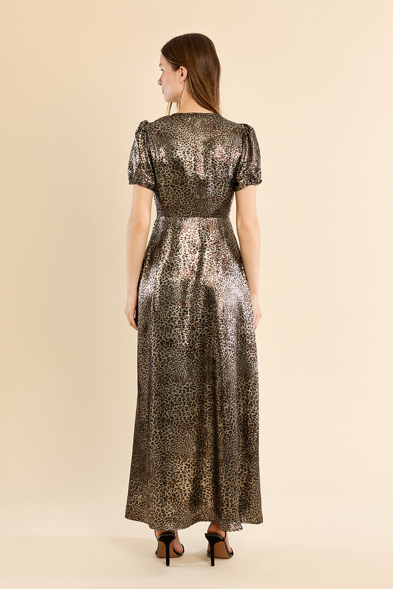GOLDEN BLACK