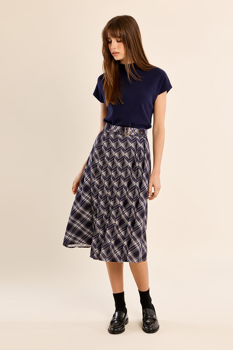 NAVY BLUE