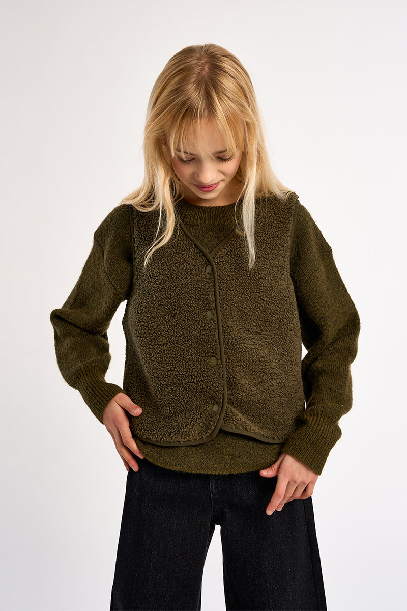 KHAKI