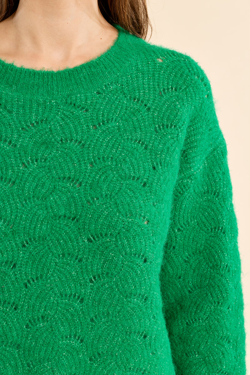 GREEN