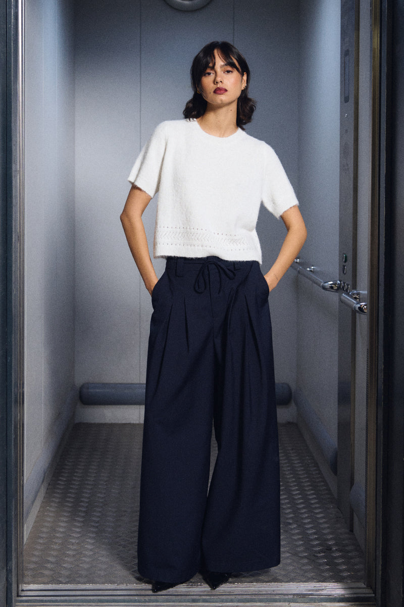 NAVY BLUE