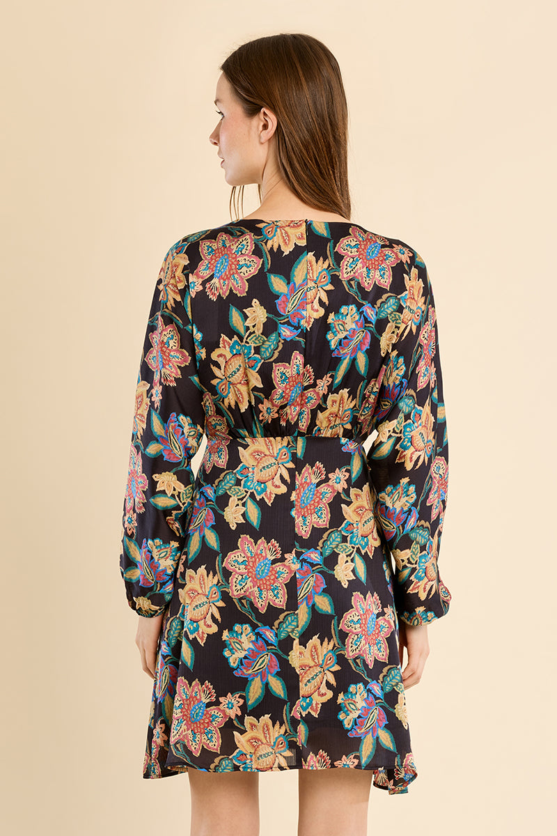 BLACK HELENE