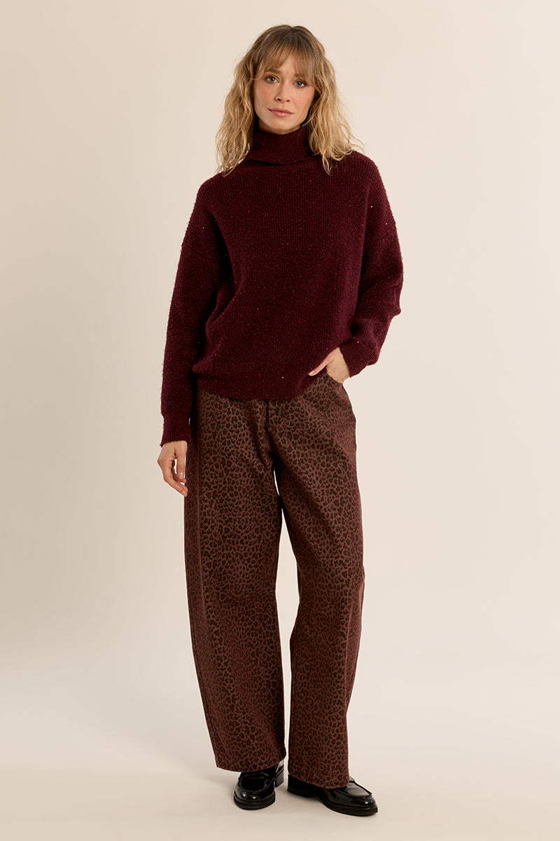 DARK RED