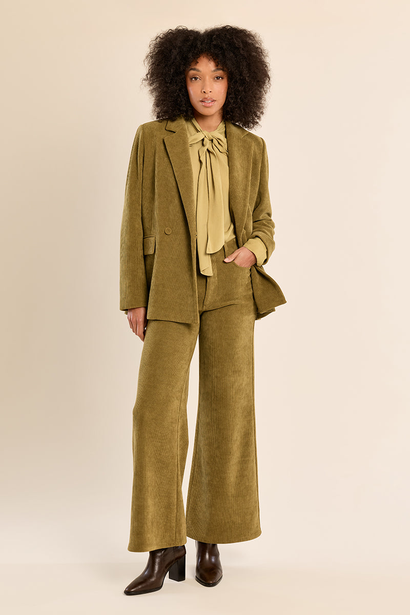 OLIVE GREEN