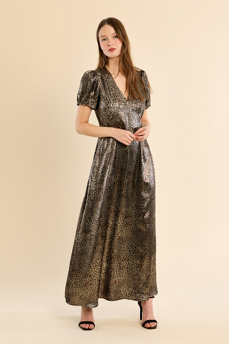 GOLDEN BLACK
