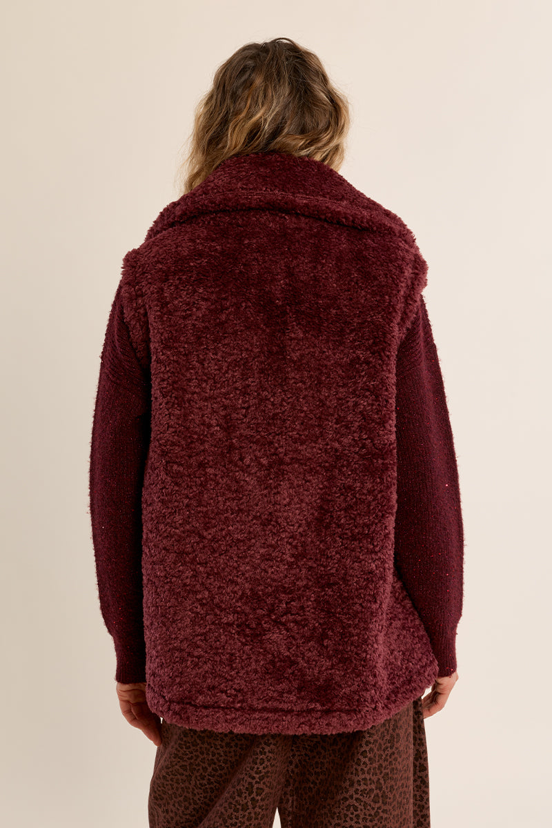 DARK RED