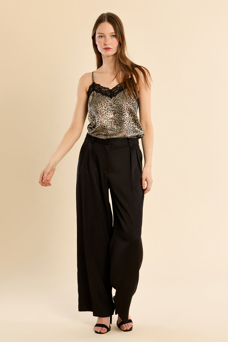 GOLDEN BLACK