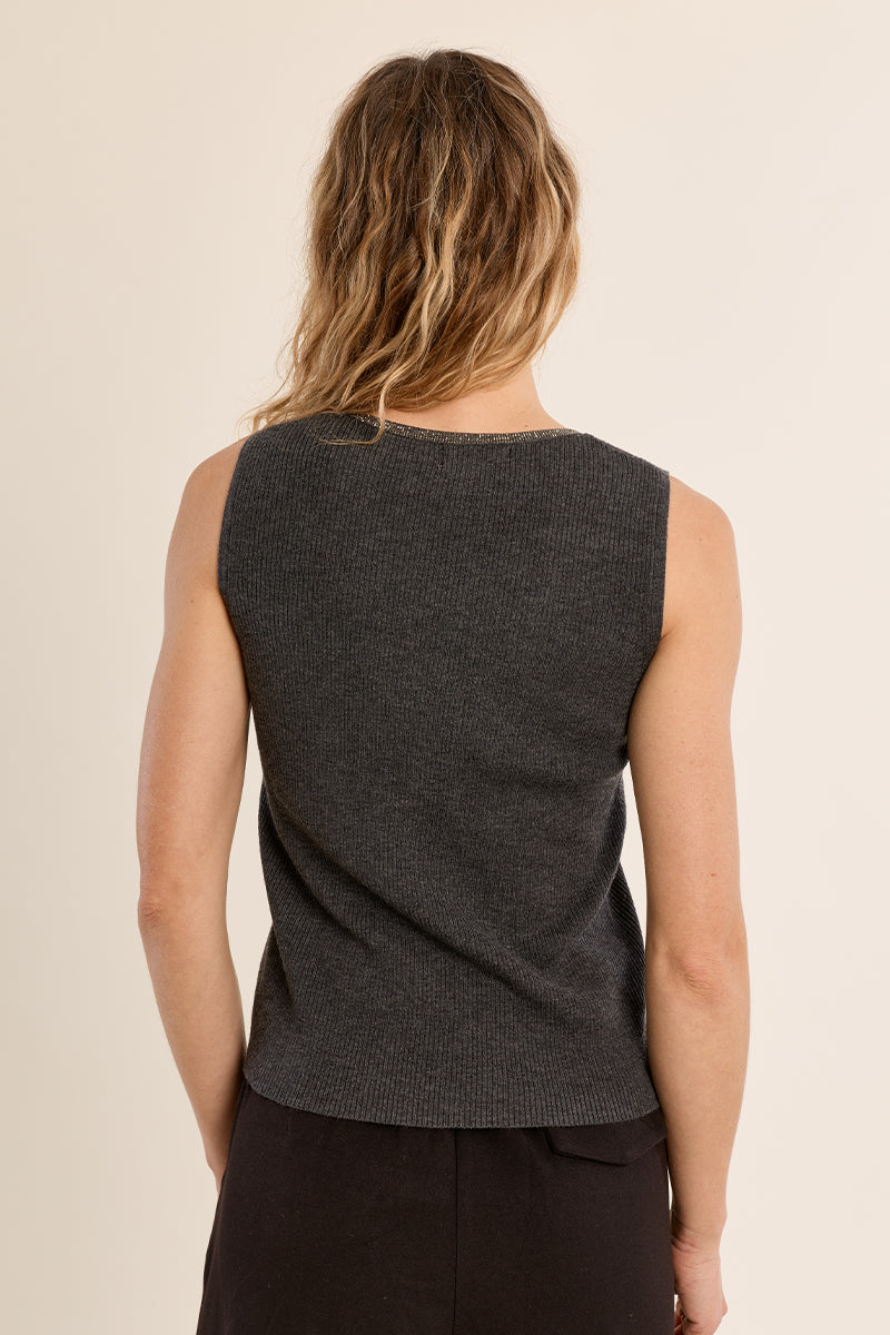 DARK GREY