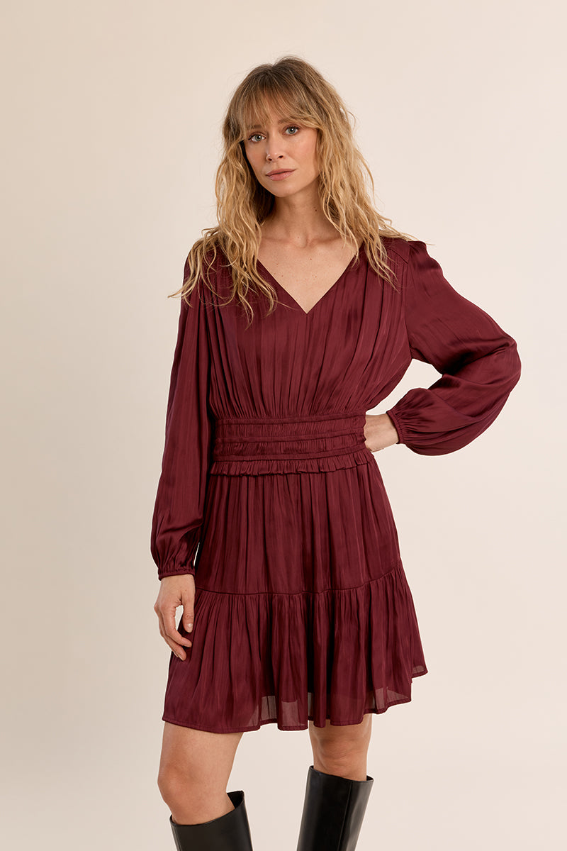DARK RED