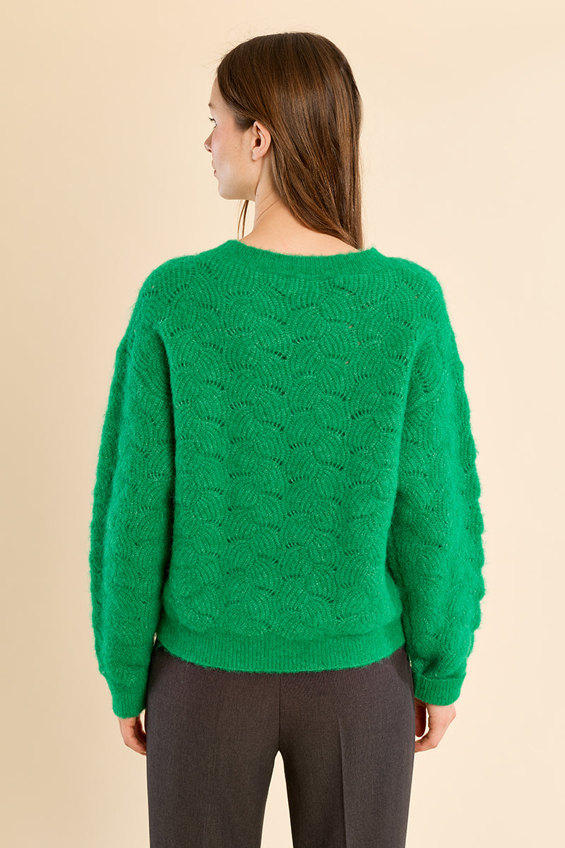 GREEN