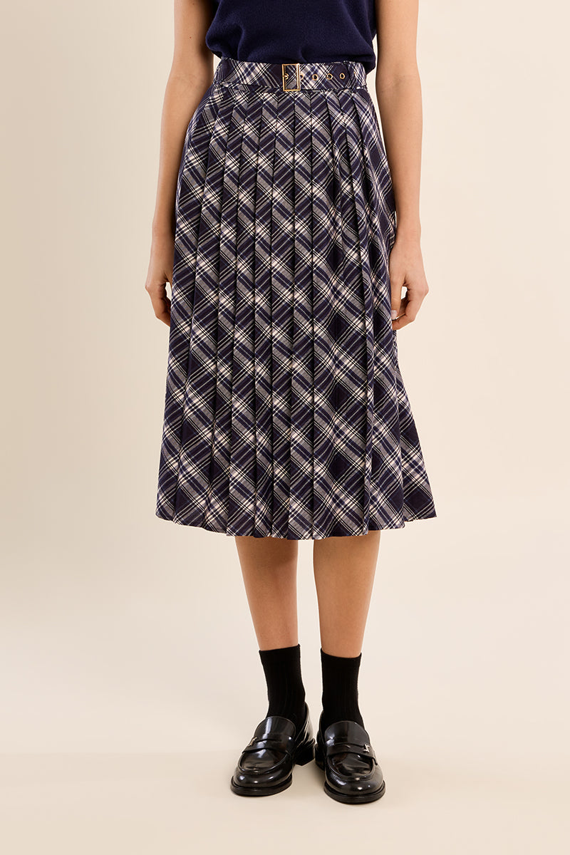 NAVY BLUE