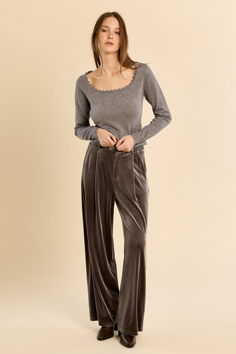 SILVERY GREY