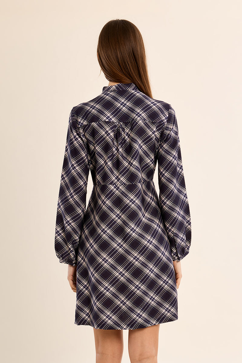 NAVY BLUE