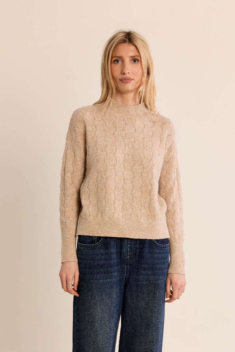 GOLDEN BEIGE
