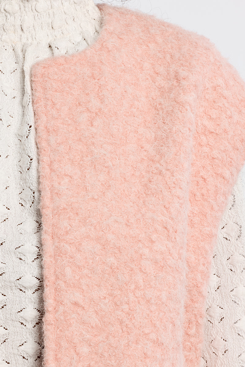 LIGHT PINK